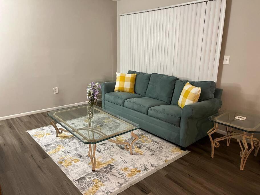 Cozy Retreat 1.8 Mi To Stadium 게인즈빌 외부 사진